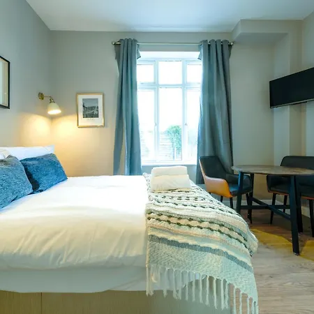 The Willow 5 Apartment Bristol